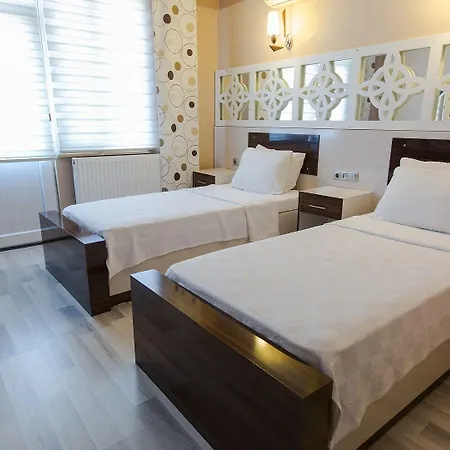 オズバイ パムッカレ