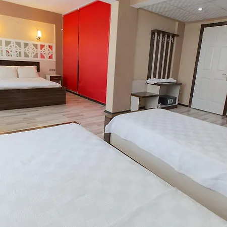 オズバイ ゲストハウス パムッカレ